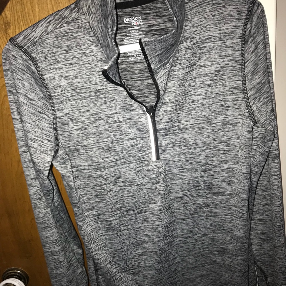 Athletic top